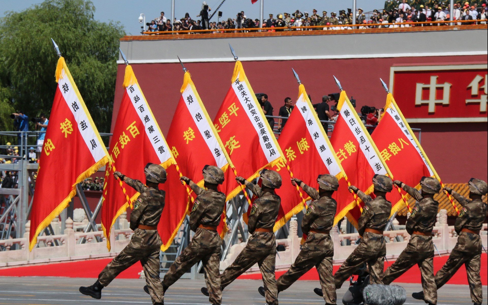 kaiyun app download-_爵士队攻守平衡，排名稳步上升_，爵士队打法