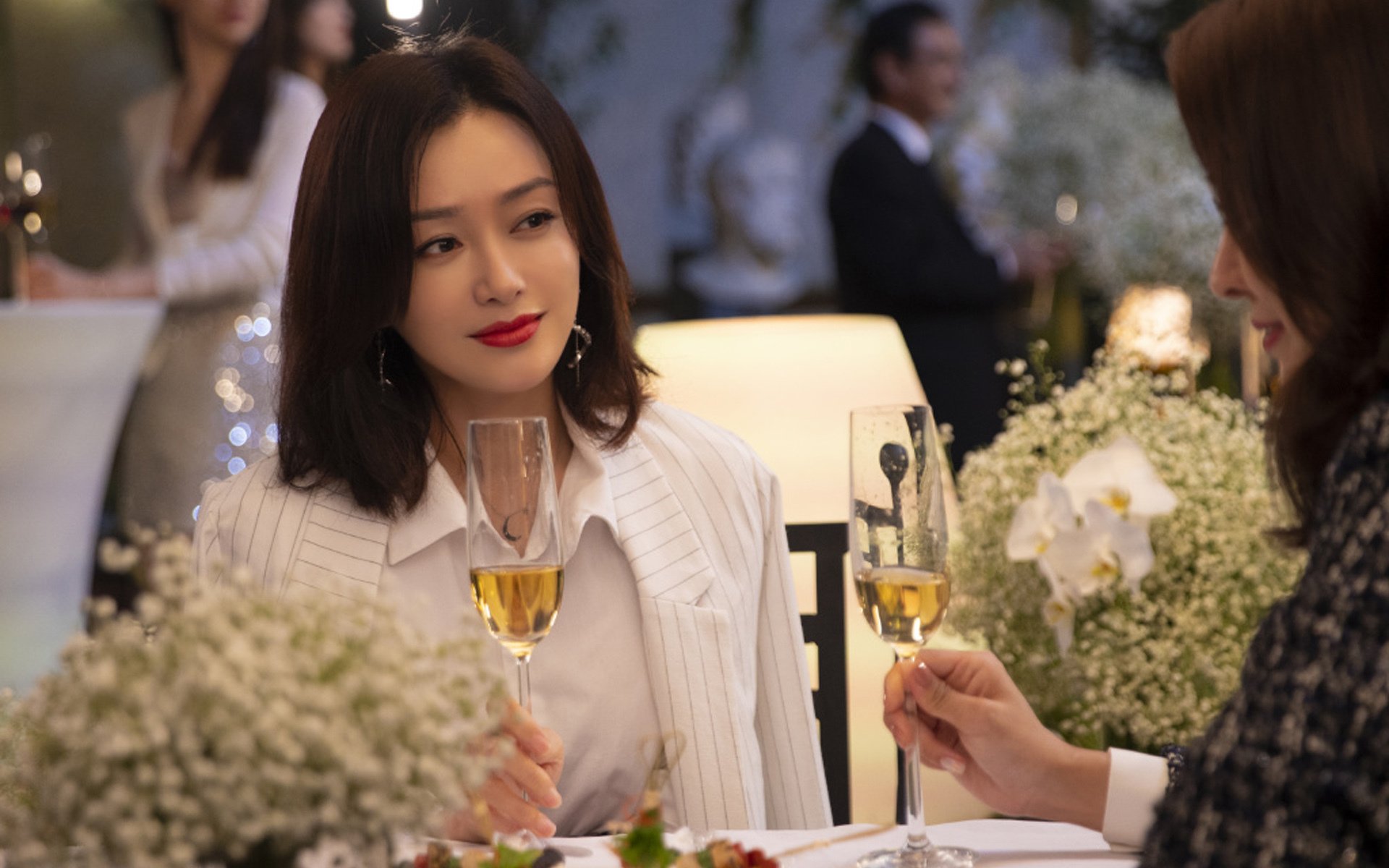 开云-_雄鹿队字母哥展现王者风采_,雄鹿字母哥能复出吗