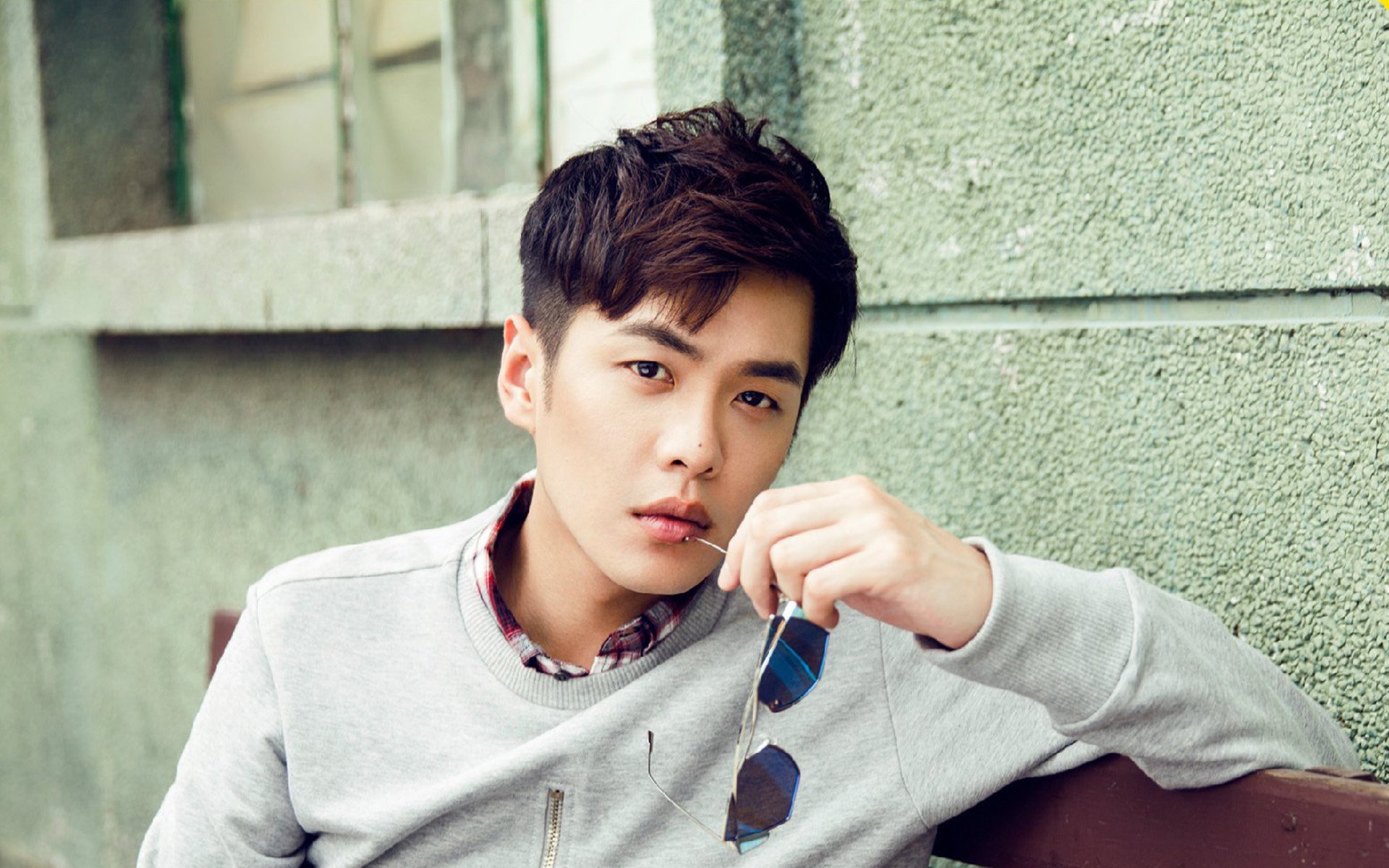 开云体育APP下载-中国拳王张志磊再赢一场,剑指世界金腰带,拳击选手张志磊