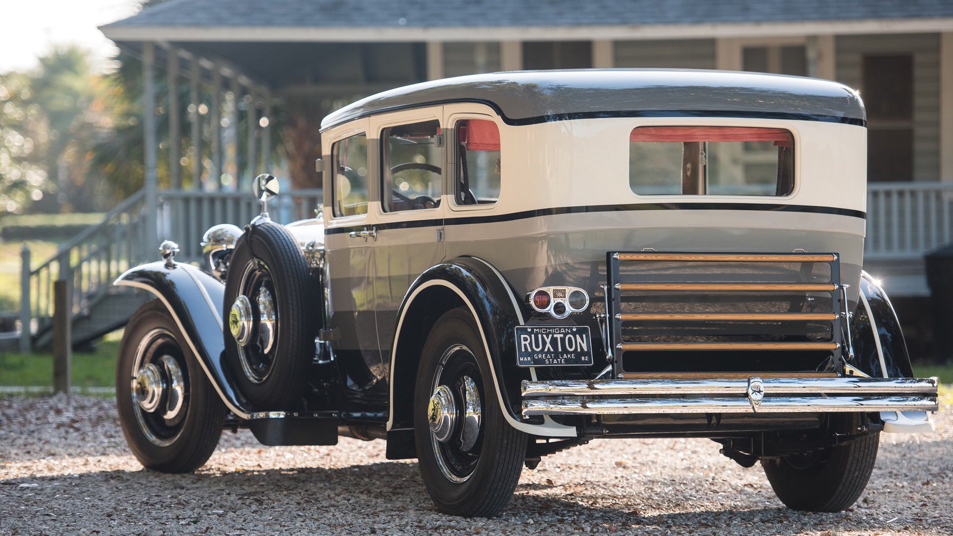 开云体育官方app-法甲焦点：巴黎在客场0-0战平里尔，争冠格局依然悬而未决，巴黎0-1里尔