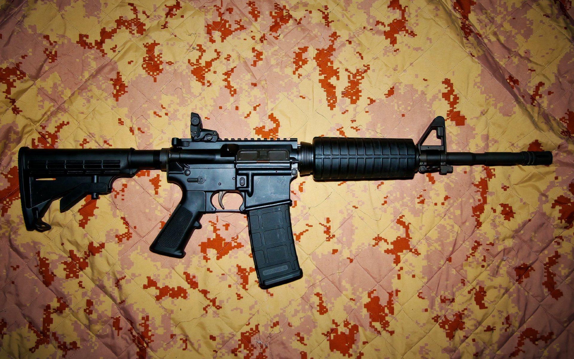 开云app安全认证-三人协作拉动全队推进节奏，三人配合